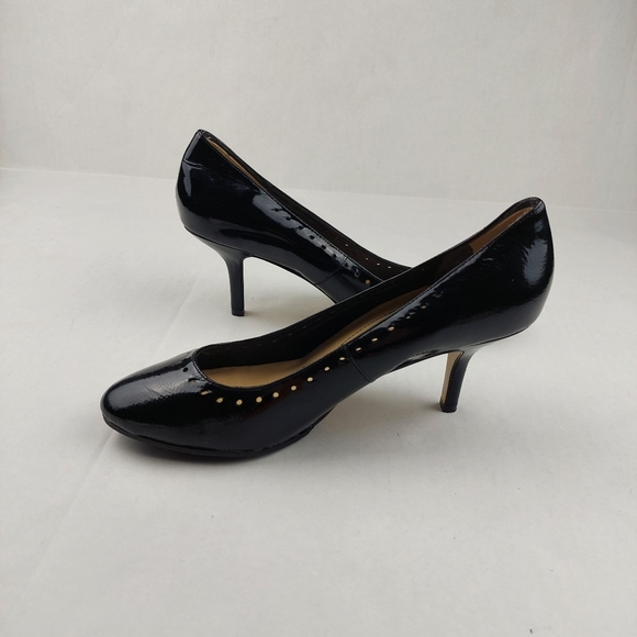 Kate Spade Black Pumps - Picture 2 of 11